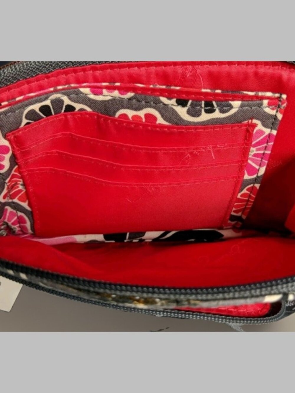 Vera Bradley Retired Cherry Blossoms Zip Zip Wristlet Floral Quilted Wallet NWT - Picture 10 of 13